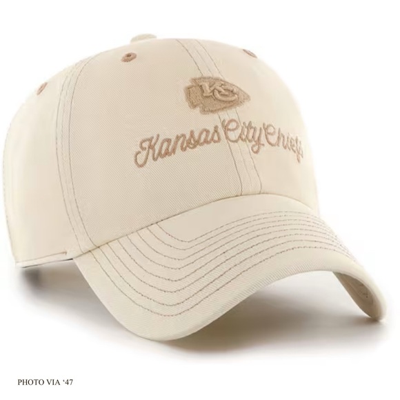 Kansas City Chiefs ‘47 Beige Cap for Sale. - Picture 1 of 6